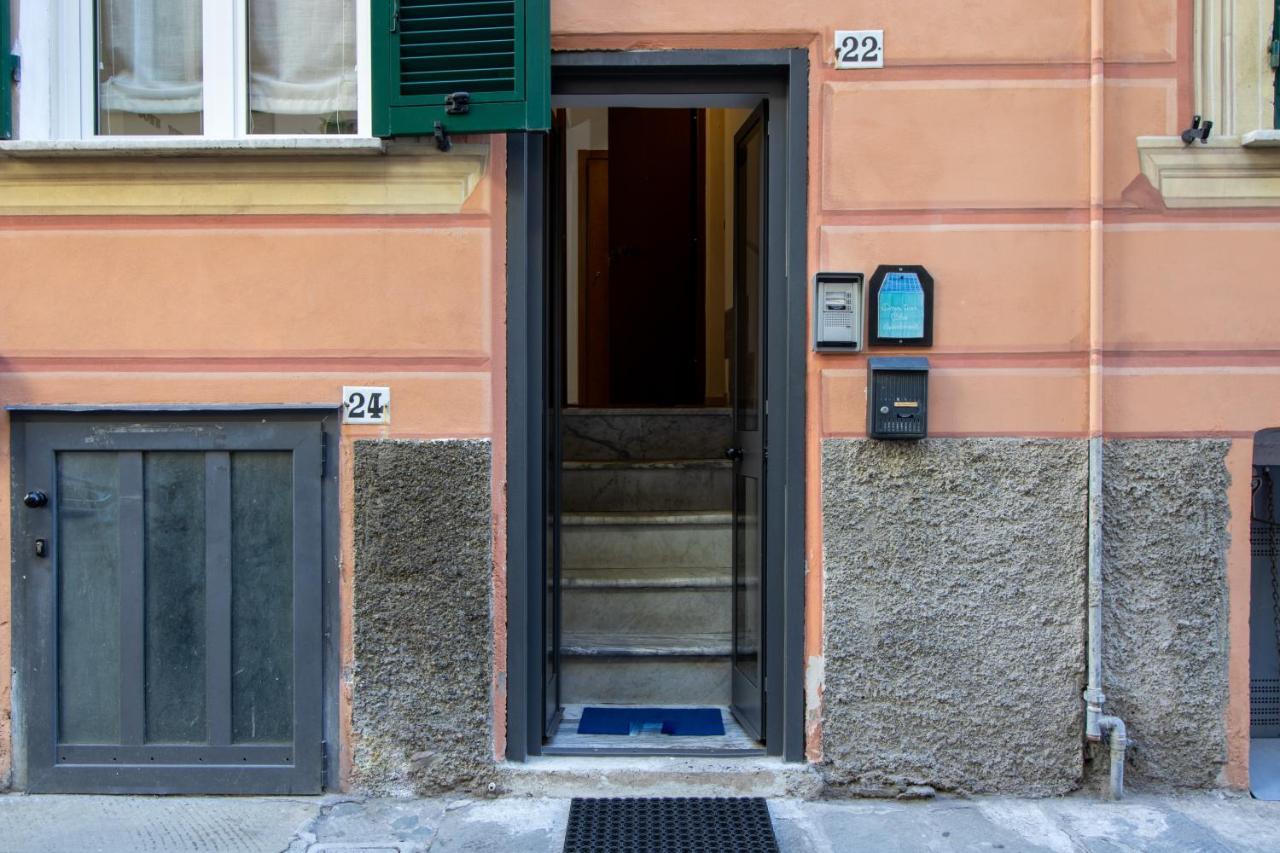Down Town Blue Apartment La Spezia Esterno foto
